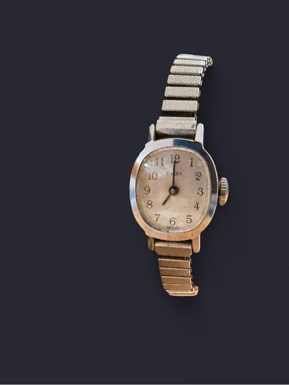 Vintage Timex Mexico Women's Silver Tone Wind up Watch